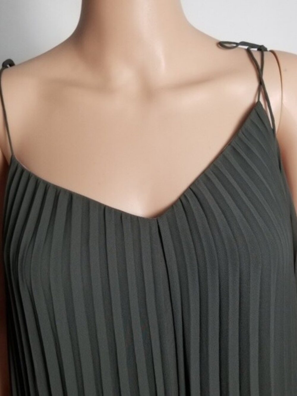 Halston Heritage Spaghetti Tie Strap Pleated Long Dress Musk HRA11CH384 Sz 2 NWT - Picture 2 of 6